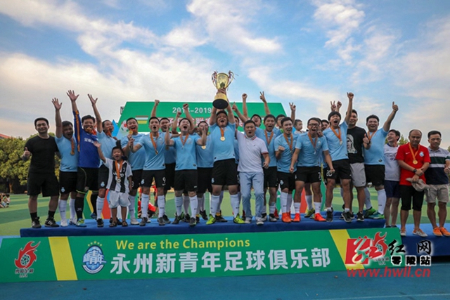 科尔透露库里新赛季初或会减少出场时间